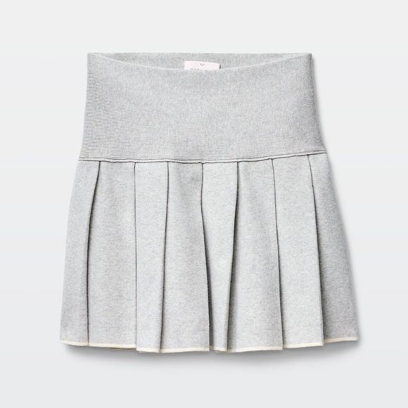 Aritzia Gray Mini Skirt - Picture 1 of 7